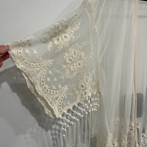 Monteau Los Angeles Lightweight Sheer Lace Embroidered Kimono Cardigan Size L Bo - Picture 4 of 9